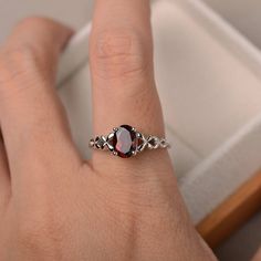 Red Stone Jewelry, Pretty Eyeshadow, Red Garnet Ring, Devil Costume, Ring Inspo, Red Rings, January Birthstone, Garnet Ring, Ring Oval