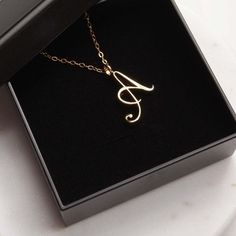 Luxury Gold Initial Necklace With Round Pendant, Luxury Classic Diamond Initial Pendant Necklace, Cursive A, A Initial Necklace, Every Day Necklace, Word Text, A Initial, Gold Initial Pendant, Word Necklace