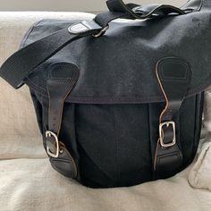 Black Canvas And Leather Messenger Bag From Billykirk Measures 15 X 11 With One Inside Zip Pocket And 4 Pouch Pockets Lv Pochette Metis, Beige Purses, Lv Pochette, Black Crossbody Purse, Canvas Messenger Bag, Steve Madden Bags, Leather Messenger Bag, Brown Bags, Leather Slides