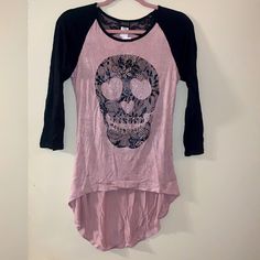 Found This In The Back Of My Drawer Wrinkles Will Come Out With Steam/Light Ironing. Very Cute Rose & Black Baseball Tee With A Lace Cutout In The Back & Lace Skull Print With Rhinestones In The Front! Shirt Length Longer In The Backperfect With Leggings. Casual Pink Top With Skull Print, Fitted Grunge T-shirt With Skull Print, Alternative Fitted T-shirt With Skull Print, Pink Skull Print T-shirt For Summer, Summer Pink T-shirt With Skull Print, Casual Pink T-shirt With Skull Print, Lace Skull, Witchy Outfits, Summer Pink Skull Print T-shirt