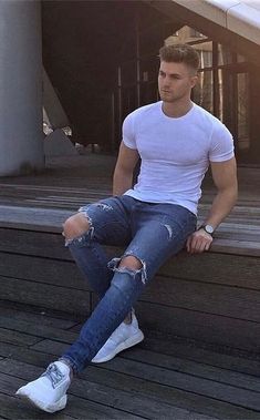 Blue Jeans Outfit Men, Mens Casual Outfits Summer, Men Fashion Casual Shirts, Stylish Men Casual, Men Stylish Dress, Best Mens Fashion, Mens Fashion Casual Outfits, Italian Outfits