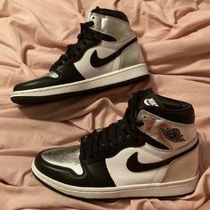 Authentic Air Jordan 1 Retros High Silver Toe! Worn Only 5 Times! Nothing Wrong With Them At All! If You Have Any Questions, Feel Free To Comment! Price Is Negotiable! :) Nike Air High Tops, Nike Shoes Air, Shoes Air, Air Jordan 1 Retro, Jordan 1 Retro High, Jordan 1 Retro, Air Jordan 1, Jordan 1, Black Nikes