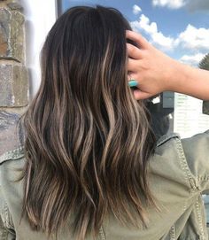 Hair Color Ideas Blonde Highlights, Brown Hair Fall, Brunette Ideas, Blonde Highlights On Brown, Blonde Highlights On Brown Hair, Hair Color Ideas Blonde, Brunette Hair Color Ideas, Highlights Brunette, Medium Length Brown Hair