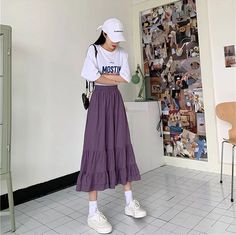 Loose Ruffles Elastic Waist A-Line Skirt – Tomscloth Short Sleeve Skirt Outfits, Model Skirt Style, Ruffle Long Skirt Outfit, White T Shirt And Skirt Outfit, Long Casual Skirt, Cute Loose Outfits, Summer Skirt Fits, A Line Skirts Outfits, Long Skirt T Shirt Outfit