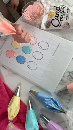 someone is making an ice cream sundae for their child's first birthday party