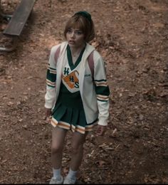 Chrissy Cunningham, Demogorgon Stranger Things, Stranger Things Outfit, Stranger Things Costume, Stranger Things Halloween, Band Uniforms, Pretty Halloween, Cheer Outfits, Eddie Munson