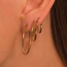 Everyday Hoop Earrings  DETAILS: * PVD plated over stainless steel - gold, silver * Sizes - 15mm, 20mm, 30mm, 40mm, 50mm, 70mm * Nickel and lead free * Waterproof * Tarnish resistant * Hypoallergenic * Can be worn 24/7 - sold in pairs - WHAT IS PVD PLATED STAINLESS STEEL? PVD (physical vapor deposition) stainless steel coating is relatively new way of vacuum plating. This is very strong, durable and rust-resistant way of coating. It's able to handle much more wear than regular silver or gold/ros Earrings Everyday, Have Metal, Jacksonville Fl, Jewelry Earrings Hoops, Stainless Steel Jewelry, Gold Hoop, Gold Hoop Earrings, Gold Plated Jewelry, Quince