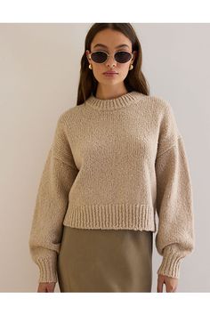 Cable knit in a luxuriously soft Italian merino wool-blend/Yarn is blended with a hint of slub for a nuanced texture/Ribbed crew neck, cuffs & hem/Ballooned sleeves Womens Winter Shirts, Hoodies Graphic, White Jeans Men, Athletic Fit Jeans, Slouchy Sweater, Curvy Jeans, Thanksgiving Outfit, Women Denim Jeans, Shoes With Jeans