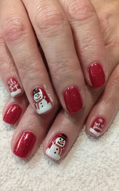 Winter nails Snowman Nails Design, Snowman Christmas Nails Acrylic, Snow Man Nails Art, Christmas Nails Snowman, Melting Snowman Nails, Snowmen Nails, Short Xmas Nails Snowman, Holiday Nails Snowman