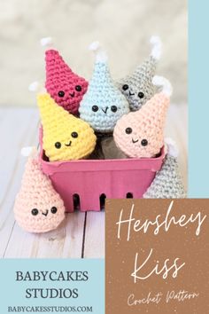 crocheted baby cakes in a pink bowl with the words, babycakes kiss