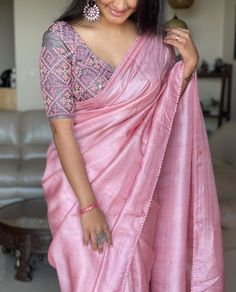 Plain Half Saree, Plain Saree Color Combinations, Crush Material Dress Design, Light Pink Saree Contrast Blouse, New Saree Designs, New Saree Blouse Designs