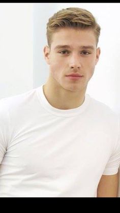 Matthew Noska, Blond Men, Matthew Noszka, Mens Hairstyles Fade, Gents Hair Style, Men Hair Color, Men Haircut Styles, Corte De Cabelo Masculino, Mens Haircuts Short