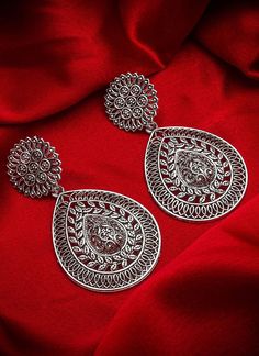 Oxide Jewellery, Silver Jhumka Earrings, Large Dangle Earrings, Oxidized Silver Earrings, Antique Jewellery Designs, Antique Silver Jewelry