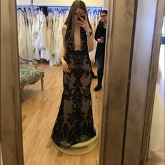 Just Bought My Dream Prom Dress But Realized I Can’t Make It To Senior Prom :( It’s Brand New With Tags. I Bought It A Second Hand Consignment Store But It Had Original Tags On It. Asking What I Bought It For 550 But Originally 900. It’s Made In A Small Boutique In Los Angels And I’m Sure No One Will Have The Same Dress As You ;) Dream Prom Dress, Prom Dress Color, Dream Prom, Small Boutique, Senior Prom, My Dream, Prom Dress, Colorful Dresses, Second Hand