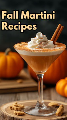 Fall Martinis Fancy Martini Recipes, Apple Pie Martini Recipe, Yummy Martini Recipes, Creamy Martini Recipes, Fall Martini Recipes Vodka, Seasonal Martinis, Festive Martinis, Halloween Martinis, Creamy Martini