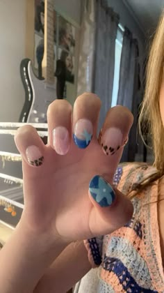 #nails #summernails #funkynaildesigns #leopardprintnails #starnails Frank Ocean Nails Ideas, Paul Frank Nails, Frank Ocean Nails, Funky Summer Nails, Ocean Nails, Neutral Nail Designs, Funky Nail Designs, Teen Nails, Leopard Print Nails