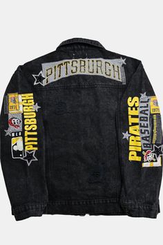 Pittsburgh Pirates Patchwork Jacket Reworked from a Pirates shirts and jerseys Size Medium THIS ITEM IS ONE OF A KIND 🔥 ONLY ONE AVAILABLE! Click here to see our size chart Want a similar top made in a different size? Click here to place a custom order. Please read our FAQ and Return/Exchange policies before placing an order. ------------------- ☆Tonguetied Apparel creates unique, one-of-a-kind upcycled garments from vintage/thrifted apparel. These thrifted/vintage garments may have some minor Patchwork Crew Neck Outerwear For Streetwear, Cotton Crew Neck Outerwear With Patchwork, Winter Patchwork Tops For College, Black Patchwork Top For College, Cotton Long Sleeve Tops With Patches, Patchwork Cotton Tops For College, Vintage Black Patchwork Top, Casual Reworked Outerwear For Streetwear, Urban Long Sleeve Patchwork Top