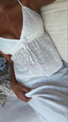 Oki Doki, Europe Outfits, Stockholm Fashion, Eyelet Lace, Mode Inspiration, Cami Top, Fashion Killa