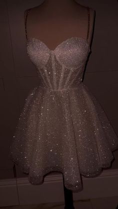 Fancy Dress Short, Sweet 16 Outfits, Fancy Short Dresses, Birthday Inspo, Modern Disney, Mia 3