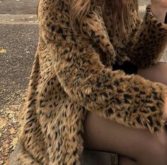 Cheetah Print Coat, Fran Fine, I'm With The Band, Mötley Crüe, Estilo Hip Hop, Print Coat, Golden Girl, My Pinterest, Oui Oui