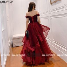 Homecoming Evening Dress With Ruffles, Fitted Ruffle Gown For Homecoming, Fitted Ruffled Gown For Homecoming, Ruffled Evening Dress For Party Season Banquets, Formal Ruffled Gown For Party Season, Ruffled Evening Dress For Prom And Party Season, Red Long Dresses, Red Graduation Dress, Prom Dress With Ruffles