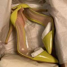 Brand New Gianvito Rossi Heels. Purchased From Mytheresa Size 37 Comes With Box And Dust Bag Gorgeous Green Pointed Toe Patent Leather Heels For Events, Event Patent Leather Heels With Pointed Toe, Chic Green Heels For Events, Elegant Yellow Patent Leather Heels, Chic Green Patent Leather Heels, Yellow Patent Leather Heels For Evening, Chic Yellow Patent Leather Heels, Elegant Yellow Pointed Toe Court Shoes, Elegant Yellow Court Shoes With 4-inch Heel