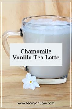 Chamomile vanilla tea latte made with almond milk in a clear glass mug, decorated with a small white flower Chamomile Tea With Milk, Chamomile Tea Recipes, Almond Milk Tea Recipe, Chamomile Milk Tea, Camomile Tea Recipe, Tea Lattes At Home, Caffeine Free Hot Drinks, Chamomile Latte