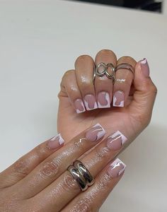 #shorties #shortnail #shortnaildesigns #pink #pinknaildesigns #nails #nailinspiration Punk Nails, Work Nails, Classy Acrylic Nails, Acrylic Nails Coffin Pink, Unique Acrylic Nails, Long Square Acrylic Nails