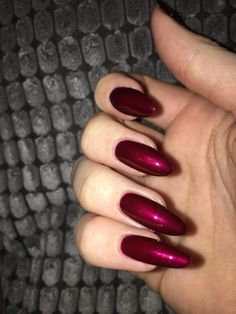 Magenta Nails Aesthetic, Nails With Different Colors On Each Hand, Dark Magenta Nails, Magenta Nails Acrylic, Magenta Acrylic Nails, Magenta Chrome Nails, Red Purple Nails, Magenta Nails, Dream Nails