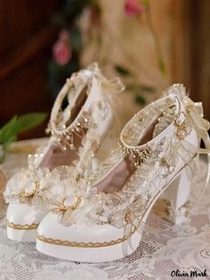 Olivia Mark - Whimsical White Lolita Footwear with Lace Trim, Bow Embellishments, and PU Leather Construction Quince Heels, Rococo Shoes, Fantasy Shoes, Princess Heels, Bow Embellishments, Shoe Hacks, Shoes For School, Fairy Shoes, Cute Shoes Heels