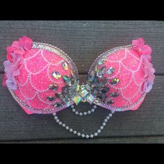 Bra Decorating Ideas, Bedazzled Clothes, Sparkle Bra, Bedazzled Bra, Decorated Bras, Diy Bra, Mode Rose