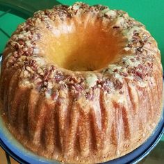 a bundt cake sitting on top of a blue plate