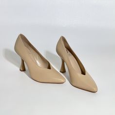 Brand New Without Box Vince Camuto Ishani Pointed Toe Pump Shoe Size: 6m Approx. 3” Heel Leather Upper/Synthetic Lining And Sole Color/Material: Buff/Baby Sheep Beige Pointed Toe Court Shoes With 4-inch Heel, Summer Beige Pointed Toe Court Shoes, Beige High Heel Court Shoes For Spring, Beige Court Shoes With 4-inch Heel For Work, Classic Beige Heels With 4-inch Heel, Beige High Heel Court Shoes, Summer Beige Court Shoes Medium Width, Beige Almond Toe Court Shoes For Summer, Beige Court Shoes For Summer