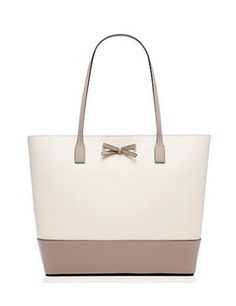 Kate Spade New York Sawyer Street Tori Leather Tote Awesome Kate, Black Leather Chelsea Boots, Nylon Tote Bags, Kate Spade Handbags, Kate Spade Purse, Nylon Tote, Satchel Purse, Tote Bag Leather, Kate Spade Bag