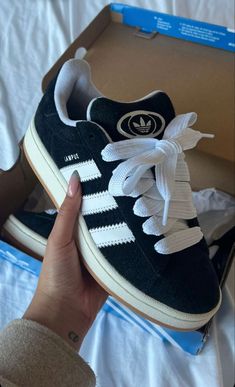 Adidas Campus Shoes, Pretty Shoes Sneakers, Shoes Outfit Fashion, Adidas Campus