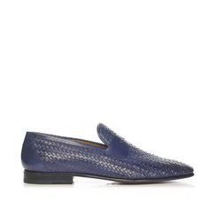 Due to the characteristics of the product, it has a longer delivery time of up to 30 working days. Free returns. Exchanges up to 30 days. Credit Card, Paypal and Multibanco (only Portugal). A distinct plaited loafer with a classic saddle, a light and comfortable summer shoe.  Fine calf leather Handmade leather sole Style: Loafer Exterior: Embroidered Leather Lining: Leather Insole: Leather Outsole: Handmade leather Option: Anti Slip Sole Material: Leather  Care intructions: Take good care of you Navy Loafers With Stitched Sole And Round Toe, Navy Leather Loafers With Textured Sole, Classic Blue Loafers With Textured Sole, Navy Loafers With Leather Sole And Round Toe, Navy Leather Sole Loafers With Round Toe, Blue Loafers With Textured Sole And Plain Toe, Blue Loafers With Textured Sole, Navy Business Loafers With Round Toe, Navy Slip-on Loafers With Stitched Sole