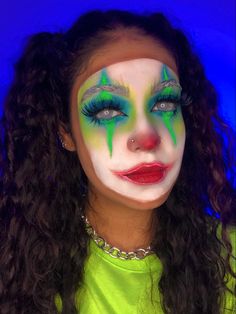 Crazy Clown Makeup, Neon Clown Makeup, Neon Clown, Clown Ideas, Jester Makeup, Face Chat, Clown Face Paint, Makeup Artistic, Paint Face