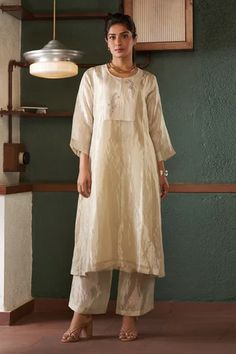 Shop for Bodhi Tree Off White Tunic Zardozi Embroidered Yoke Kurta And Pant Set for Women Online at Aza Fashions Tissue Kurta Designs Women, Tussar Silk Kurta Designs, Kurta Pant Set, Bodhi Tree, White Kurta, Kurta Designs Women, Suit Design, White Tunic, Linen Color