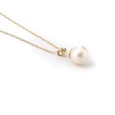 Item: 2217 Description 14k. Solid Gold Necklace With Natural Pearl (Yellow Gold) Comes With 18" Long, 0.68 Mm Thickness Double Link Rope Chain. A Lustrous Genuine Pearl Is Suspended In A 14 Karat Solid Gold Bale. Item Information Metal: 14k. Solid Gold Metal Weight: 1.10 Gr. Gemstones 1 Round Shape, 7.0 Mm, Pearl = 2.00 Ct Measurements Height: 0.46 In ( 11.7 Mm) Width: 0.28 In ( 7.1 Mm) Formal Yellow Gold Pearl Necklace, Classic 14k Gold Pearl Necklace, Timeless Yellow Gold Pearl Necklace, Elegant Yellow Gold Pearl Necklace For Formal Occasions, Timeless White Necklace For Formal Occasions, Luxury 14k Yellow Gold Pearl Necklace, Classic Round 14k Gold Pearl Necklace, Elegant 14k Gold Pearl Necklace, Timeless Yellow Gold Pearl Necklace For Anniversary