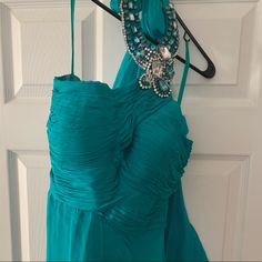 Beautiful One Shoulder Teal Jeweled Rouched Evening Dress. Elegant Turquoise Mini Dress, Elegant Turquoise Prom Dress, Elegant Turquoise Dress With Fitted Bodice, Elegant Turquoise Cocktail Dress, Beautiful One, Size 10, One Shoulder, Blue Green, Prom