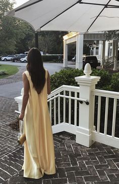 Long Party Dress, Camila Morrone, Long Prom Dresses, Party Dress Long, V Neckline, Prom Dresses Long, Guest Dresses, Light Yellow