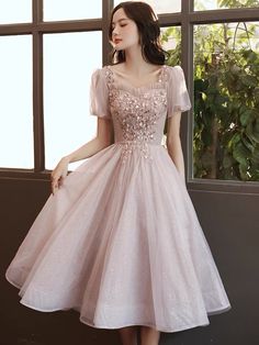 Square collar evening dress, pink bridesmaid dress, sweet birthday dressMaterial:tulleColor:as picture or custom colorNeckline:square neckBack details:bandageStyle:fairyDress type: A-line&ltp&gtFeatures: sweet</p>&ltbr/>&ltp&gtCustomized service and Rush order are available.</p>&ltbr/>&ltp&gtThis dress could be custom made, there are no extra cost to do custom size and color.</p>&ltbr/>&ltp&gtPlease leave your phone number fo Fitted Tulle Tea Length Wedding Dress, Wedding Tulle Tea Length Dress, Tulle Tea Length Evening Dress For Prom, Wedding Tea Length Dress With Tulle Skirt, Tulle Tea-length Evening Dress For Prom Season, Tea Length Tulle Dress For Prom Season, Tulle Tea-length Dress For Prom Season, Tea-length Tulle Dress For Prom Season, Knee-length Tulle Dress For Prom Season