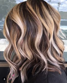 Spring Summer 2024 Hair Trends, Balyage Long Hair Brunette To Blonde, Popular Hair Colors 2024, Summer Color Hair, Caramel Hair Color, Fall Hair Colors For Blondes, Hair Colors For Blondes, Body Nails