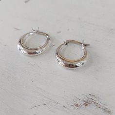 Earrings Bold, Simple Silver Earrings, Backdrops Necklace, Oval Hoop Earrings, Gold Hamsa, Hammered Hoop Earrings, Accesories Jewelry, Hamsa Necklace, Chunky Earrings