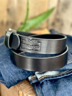 Custom fit men's leather belts.  Created from thick, durable leather.  Built to last. Patch Hats, Belts For Men, Leather Belts Men, Leather Belts, Leather Patches, Custom Leather, Mens Belts, High Quality Leather, Mens Fitness