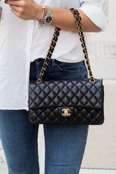 Chanel Bag Classic, Chanel Handbags Classic, Chanel Classic Flap Bag, Tas Bahu, Timeless Bags, Best Designer Bags, Chanel Cruise, It Bag, Classic Flap Bag