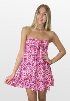 Punch of Pink Strapless Dress Rush Outfits, Strapless Summer Dress, Clothes Wishlist, Cute Homecoming Dresses, Pink Strapless Dress, Banquet Dresses, Strapless Floral Dress, Concert Fits, Easy Dressing