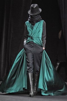 Cyberpunk Mode, Invisible Man, Cat Walk, Yohji Yamamoto