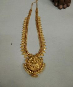 Pretty Gold Necklaces, Gold Haram, Temple Jewelry Necklace, Diamond Wedding Jewelry, Gold Bridal Jewellery