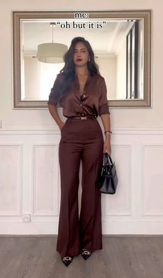 Look Rich And Classy Outfit Casual, Monochromatic Professional Outfit, Elegant Birthday Outfit Classy Casual, Cute Boss Lady Outfits, Sales Professional Outfit, Cute Business Professional, Classy Monochrome Outfit, Classy Business Woman Aesthetic, Winter Boss Lady Outfits